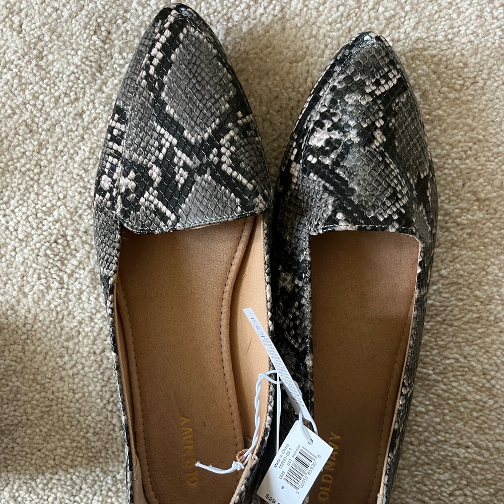 Old Navy snakeskin flats